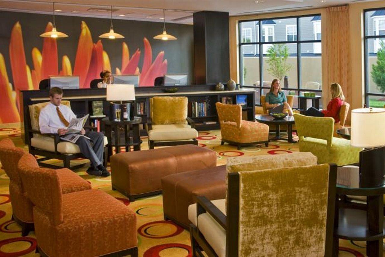 מלון Courtyard Newport News Airport מראה חיצוני תמונה