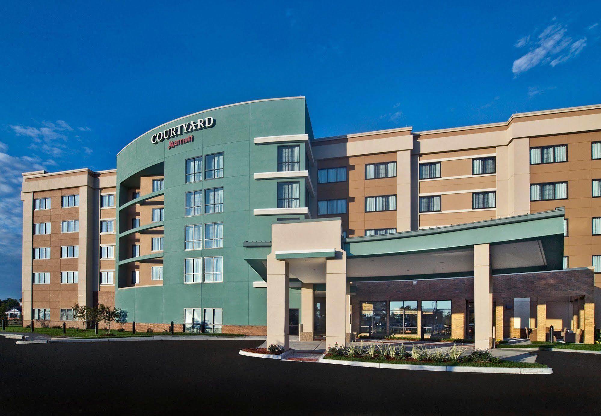 מלון Courtyard Newport News Airport מראה חיצוני תמונה